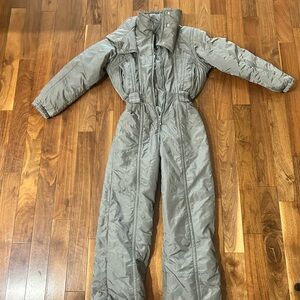 CB Women’s vintage one-piece ski suit with belt
